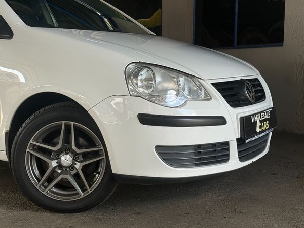 2007-Volkswagen-Polo-14-TrendlineImmaculate image:6