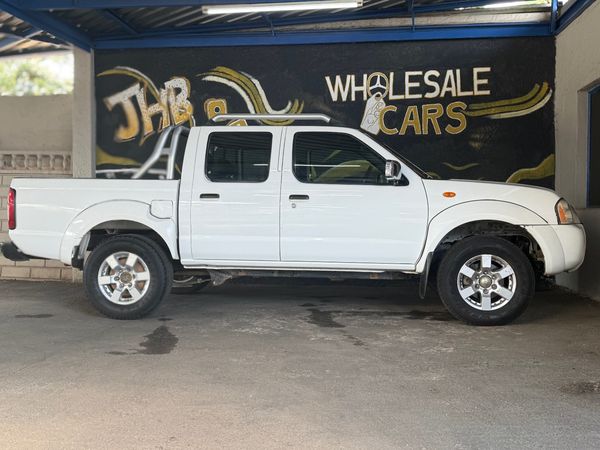 2018-Nissan-NP300-24-Hi-Rider-Double-CabAccident-Free-Bargain image:2