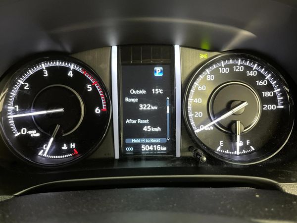 2024-Toyota-Fortuner-28-GD-6-VX-Auto image:2