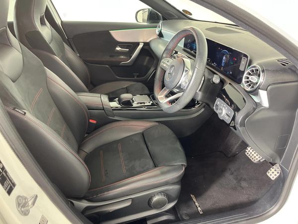 2019-Mercedes-Benz-A-Class-A-250-AMG-Auto image:9