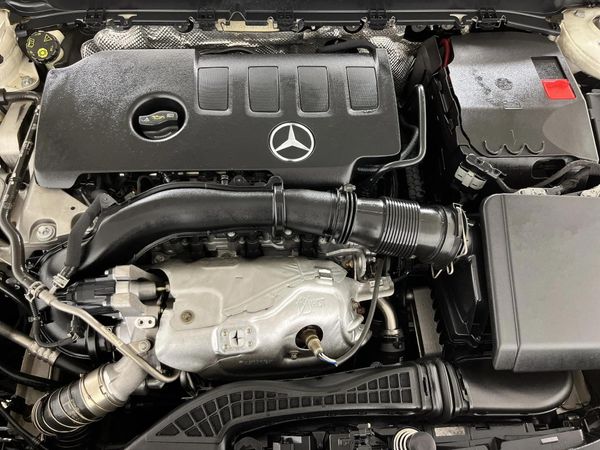 2019-Mercedes-Benz-A-Class-A-250-AMG-Auto image:11