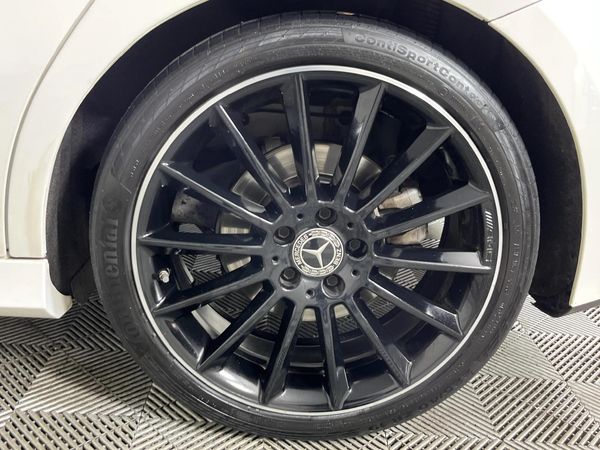 2019-Mercedes-Benz-A-Class-A-250-AMG-Auto image:6