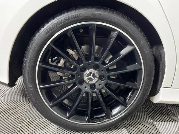 2019-Mercedes-Benz-A-Class-A-250-AMG-Auto image:7