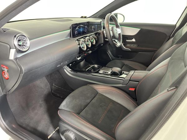 2019-Mercedes-Benz-A-Class-A-250-AMG-Auto image:8