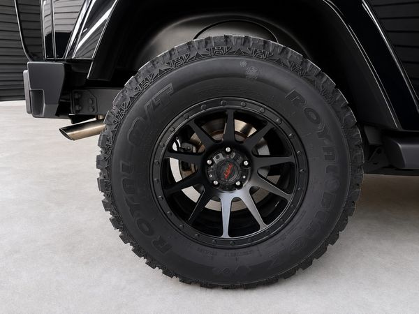 2014-Jeep-Wrangler-Unlimited-Sahara-36-V6-Auto image:7