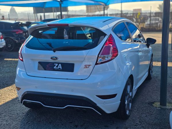 2017-Ford-Fiesta-ST-16-EcoBoost-GDTi image:3