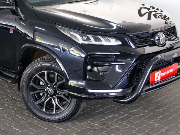 2025-Toyota-Fortuner-28GD-6-4x4-GR-S-Auto image:1