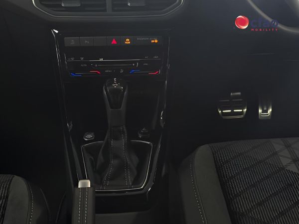2026-Volkswagen-T-Cross-10-TSI-R-Line-Auto image:15
