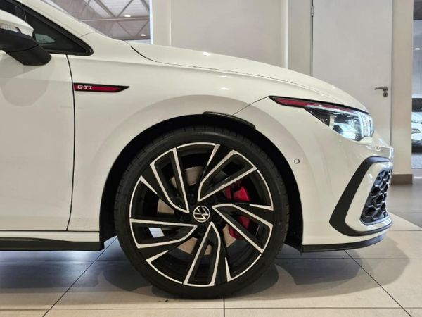 2024-Volkswagen-Golf-8-GTI-20-TSI-Auto image:17