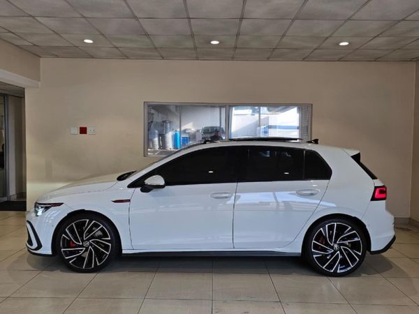 2024-Volkswagen-Golf-8-GTI-20-TSI-Auto image:1