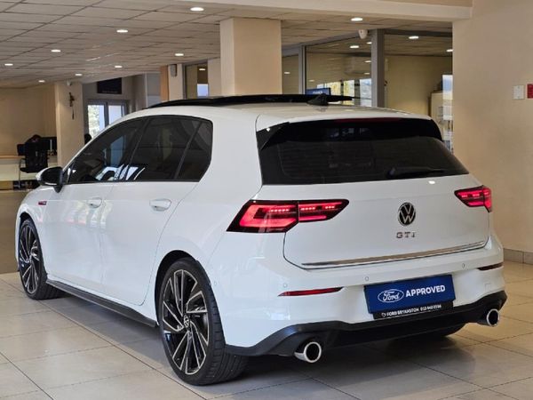 2024-Volkswagen-Golf-8-GTI-20-TSI-Auto image:2