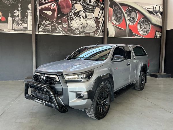 2024-Toyota-Hilux-28-GD-6-Raised-Body-Legend-4x4-Extended-Cab image:1