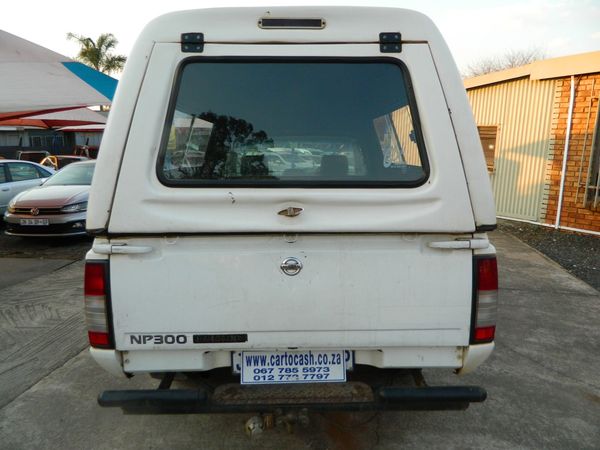 2019-Nissan-NP300-25-TDi-LWB-Single-Cab image:5
