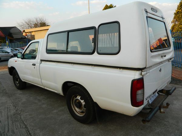 2019-Nissan-NP300-25-TDi-LWB-Single-Cab image:6