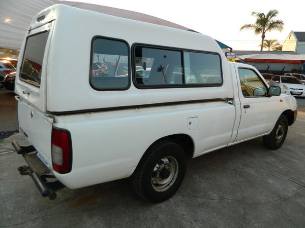 2019-Nissan-NP300-25-TDi-LWB-Single-Cab image:7