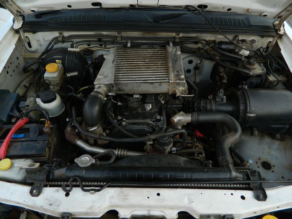 2019-Nissan-NP300-25-TDi-LWB-Single-Cab image:8