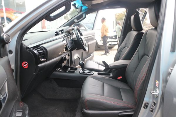 2018-Toyota-Hilux-28-GD-6-Raider-4x4-Double-Cab-Auto image:9