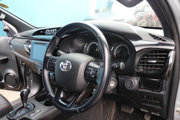 2018-Toyota-Hilux-28-GD-6-Raider-4x4-Double-Cab-Auto image:12