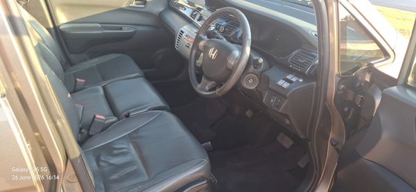 2008-Honda-FR-V-18i-Auto image:11