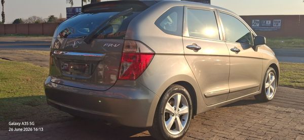 2008-Honda-FR-V-18i-Auto image:6