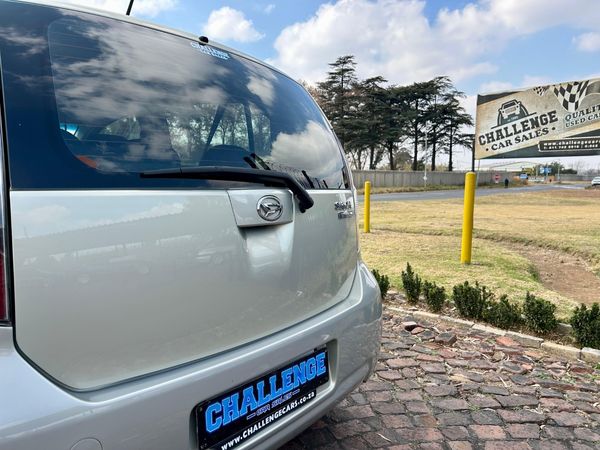 2008-Daihatsu-Sirion-13i image:10