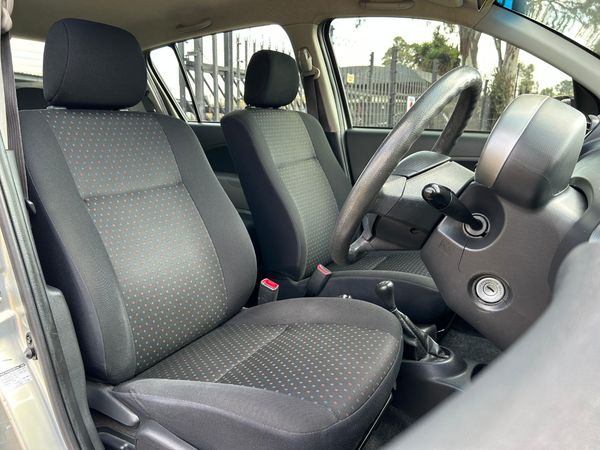 2008-Daihatsu-Sirion-13i image:12