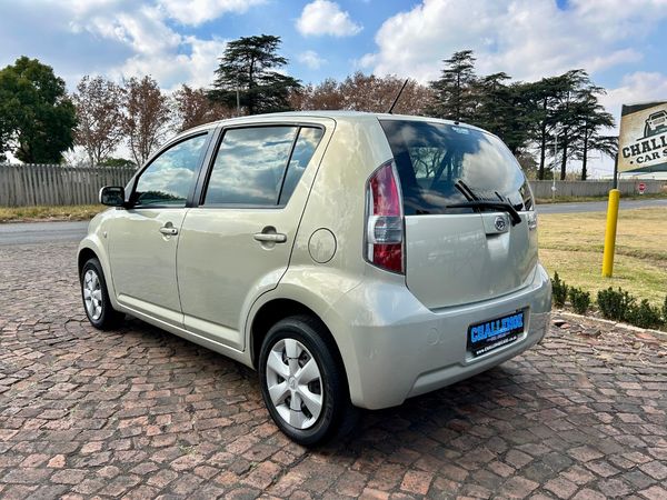 2008-Daihatsu-Sirion-13i image:5