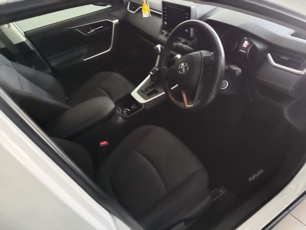 2022-Toyota-RAV4-20-GX-Auto image:11