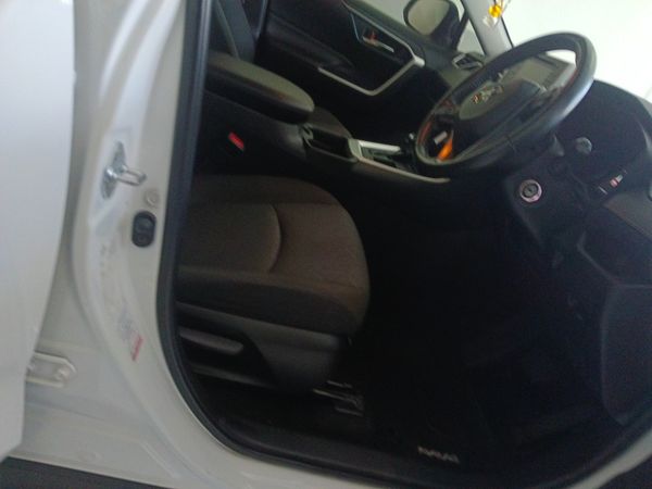 2022-Toyota-RAV4-20-GX-Auto image:12