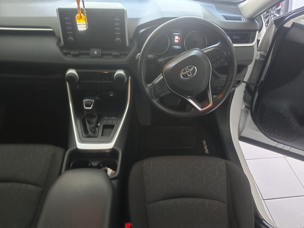 2022-Toyota-RAV4-20-GX-Auto image:7