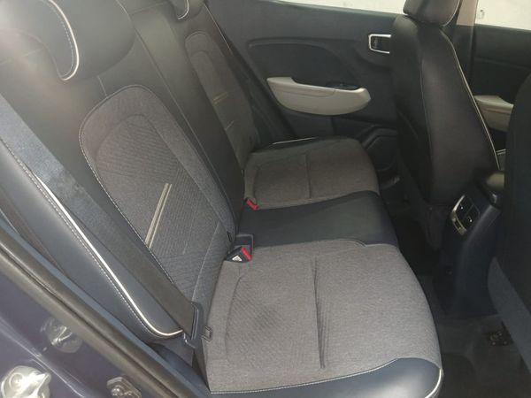 2020-Hyundai-Venue-10-TGDI-Motion-LTD-ED-Auto image:8