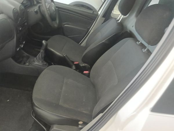 2019-Nissan-NP200-15-dCi-Safety-Pack image:6