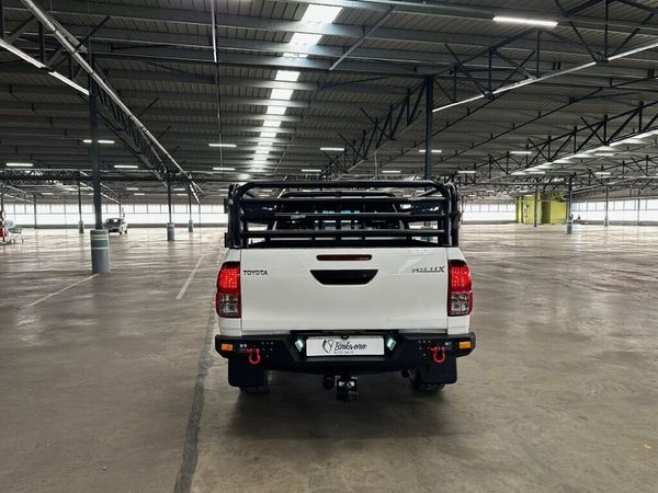 2019-Toyota-Hilux-24-GD-6-Raised-Body-SRX-Extended-Cab image:4