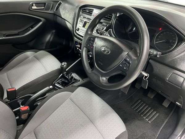 2018-Hyundai-i20-12-Motion image:13