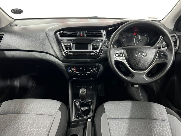2018-Hyundai-i20-12-Motion image:4