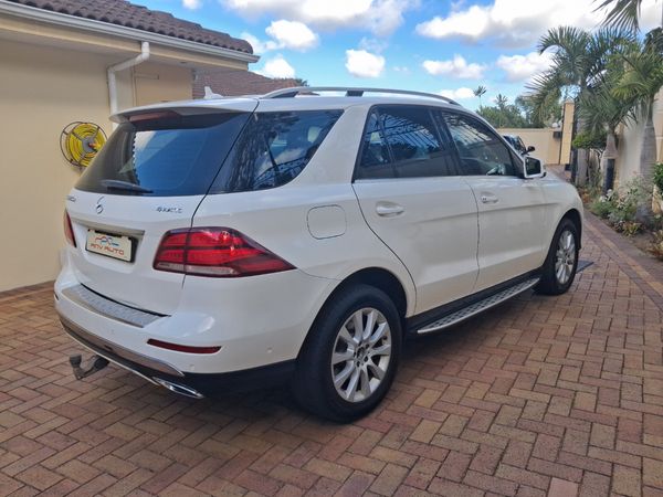 2016-Mercedes-Benz-GLE-250d-4Matic image:7