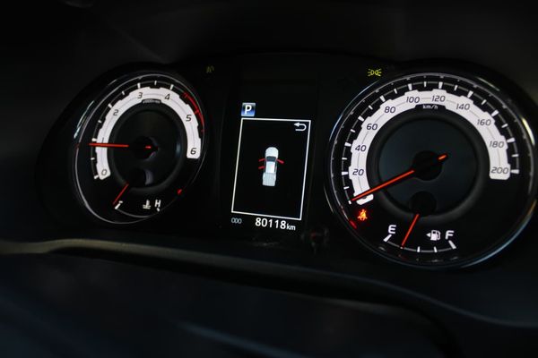 2020-Toyota-Hilux-28-GD-6-Raised-Body-Legend-Auto-Double-Cab image:22