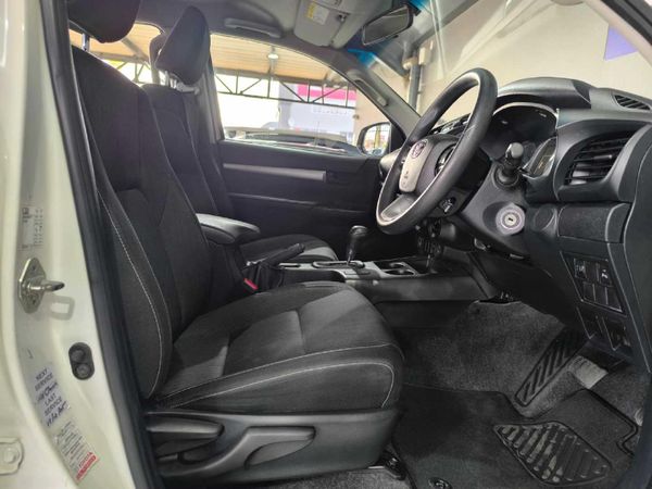 2023-Toyota-Hilux-24GD-6-4x4-Raider-X-Auto-Double-Cab image:12
