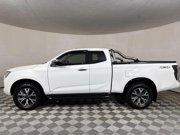2024-Isuzu-D-Max-30-DDI-ISE-NR-4x4-Auto-Extended-Cab image:19