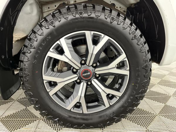 2024-Isuzu-D-Max-30-DDI-ISE-NR-4x4-Auto-Extended-Cab image:4