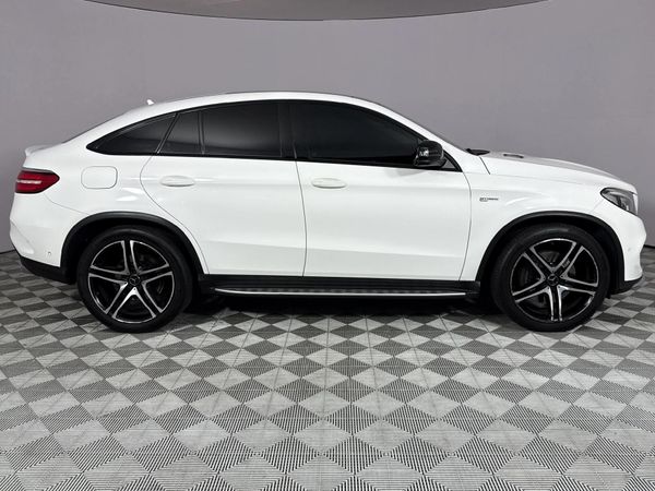 2018-Mercedes-AMG-GLE-Coupe-450-43-AMG-4Matic image:16