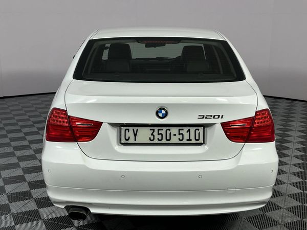 2011-BMW-3-Series-320i-Auto image:18