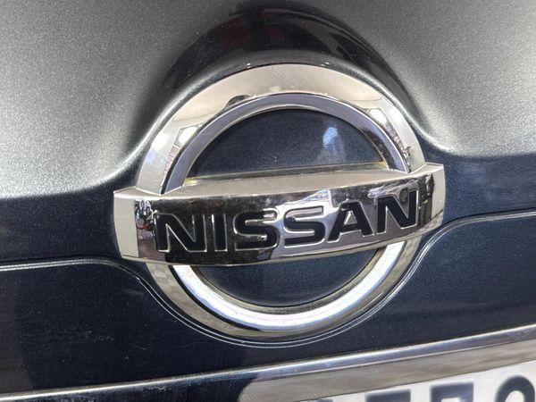 2015-Nissan-X-Trail-16-dCi-LE-4x4 image:11