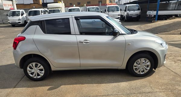 2019-Suzuki-Swift-12-GL image:3