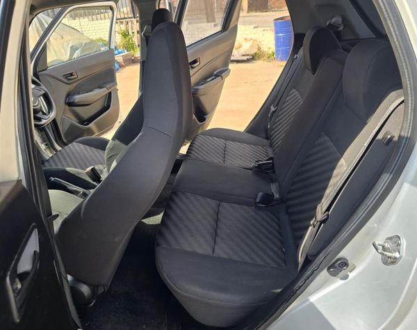 2019-Suzuki-Swift-12-GL image:8
