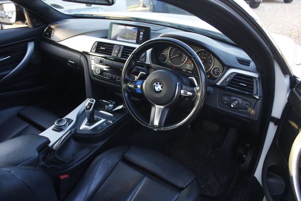 2014-BMW-4-Series-435i-Coupe-M-Sport image:12