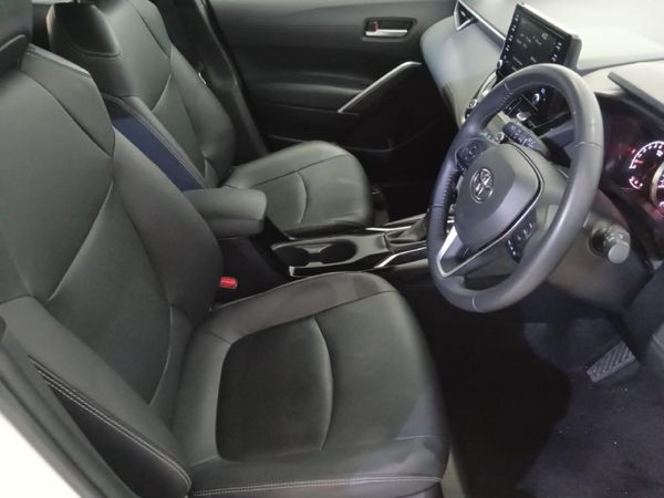 2024-Toyota-Corolla-Cross-18-XS image:12