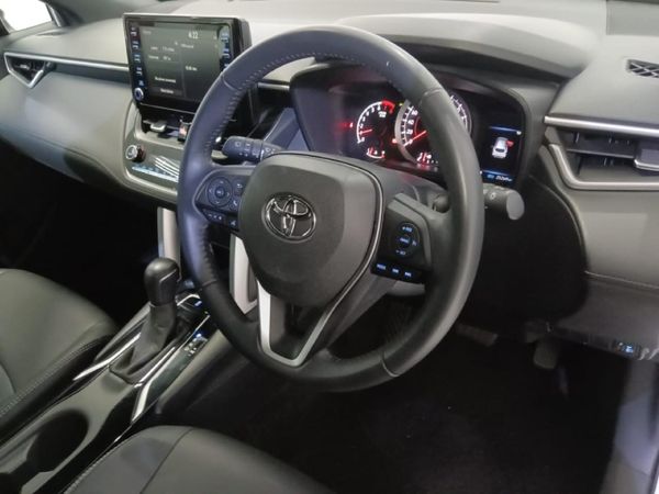 2024-Toyota-Corolla-Cross-18-XS image:13