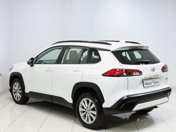 2024-Toyota-Corolla-Cross-18-XS image:4
