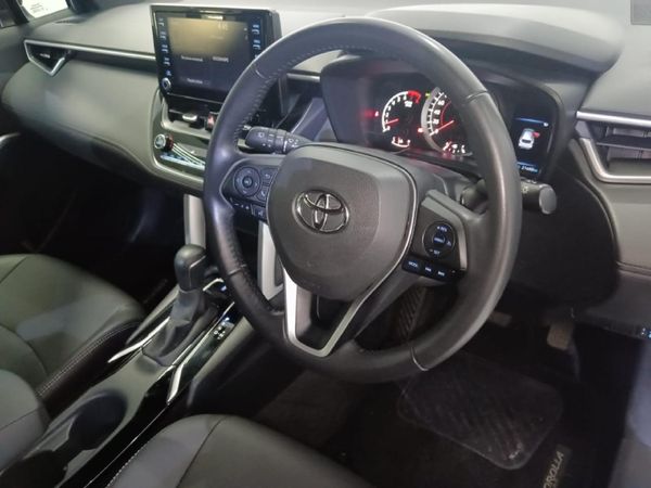 2024-Toyota-Corolla-Cross-18-XS image:17